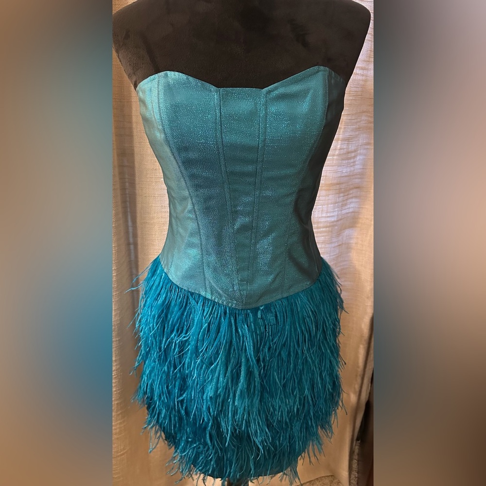 New Betsey Johnson Elegant Teal Feathered Dress